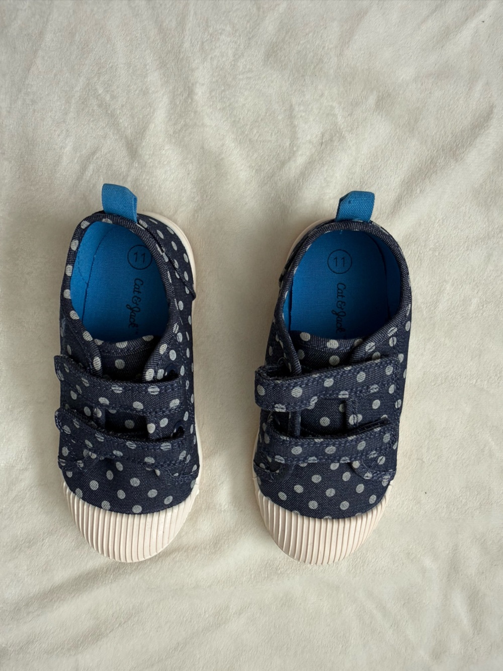 Cat & Jack Navy Polka Dot Kids Sneakers with Blue Insole